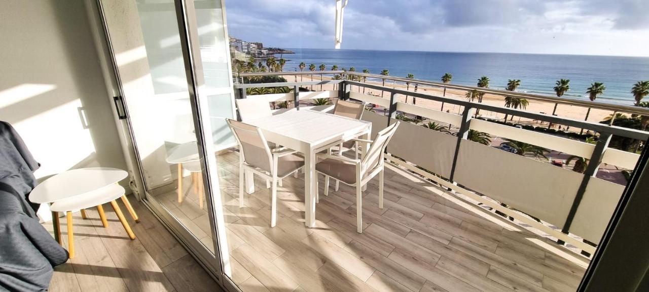 Fantastic Sea View On The Beach Salou Eksteriør billede
